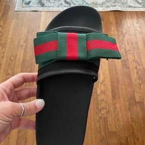 Gucci bow slides brand new size 39